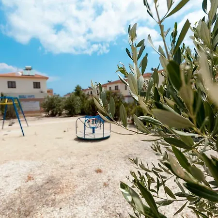 Dafni, 20 Paralimni